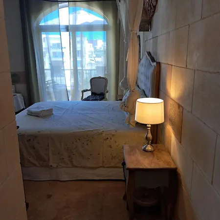 Ambrosia Fontana Gozo Ghajn il-Kbira (Gozo)